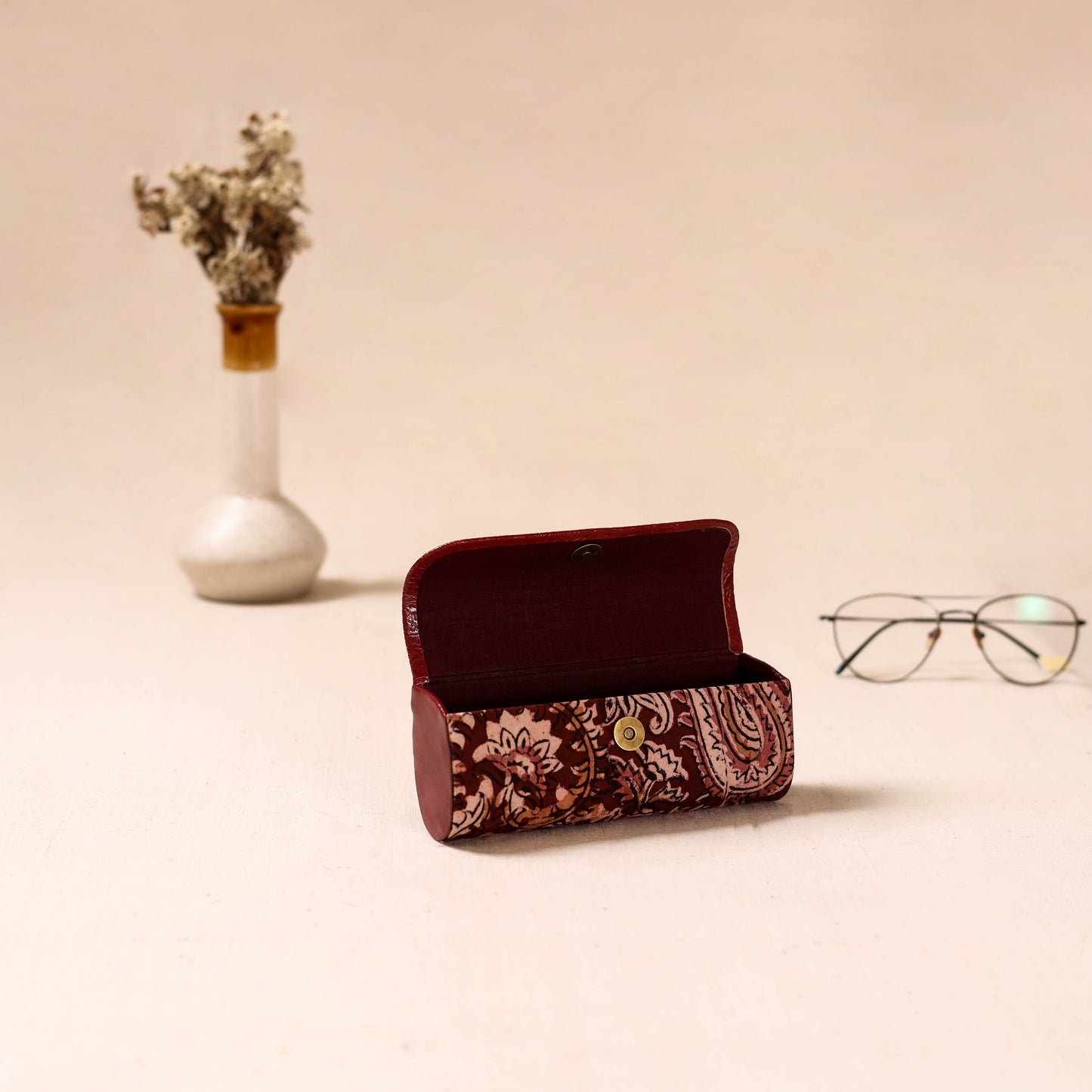 Embossed Leather Flap Kalamkari Spectacle Case by Asalkaar 41