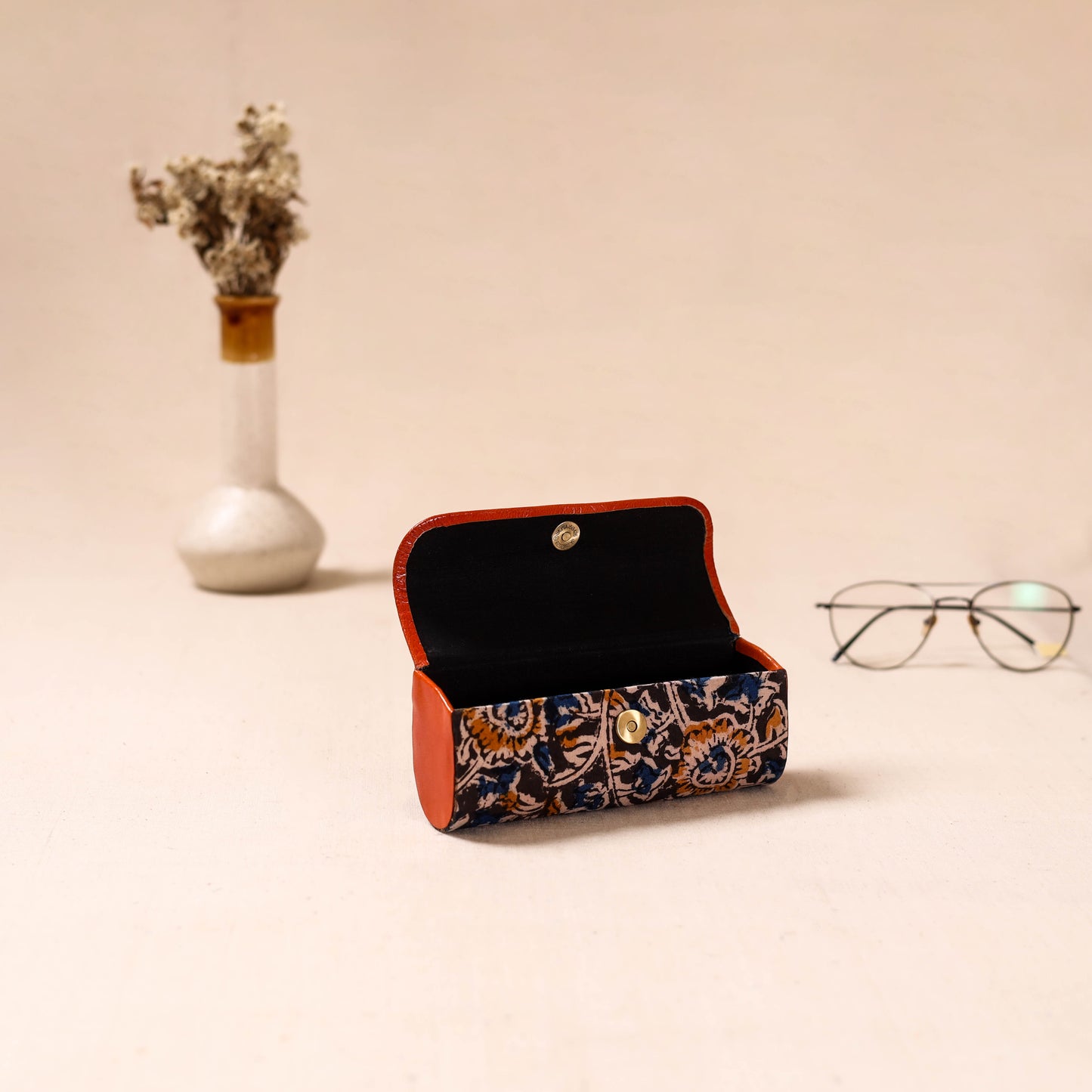 Embossed Leather Flap Kalamkari Spectacle Case by Asalkaar 42