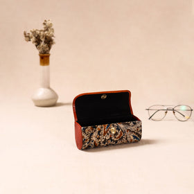Embossed Leather Flap Kalamkari Spectacle Case by Asalkaar 46