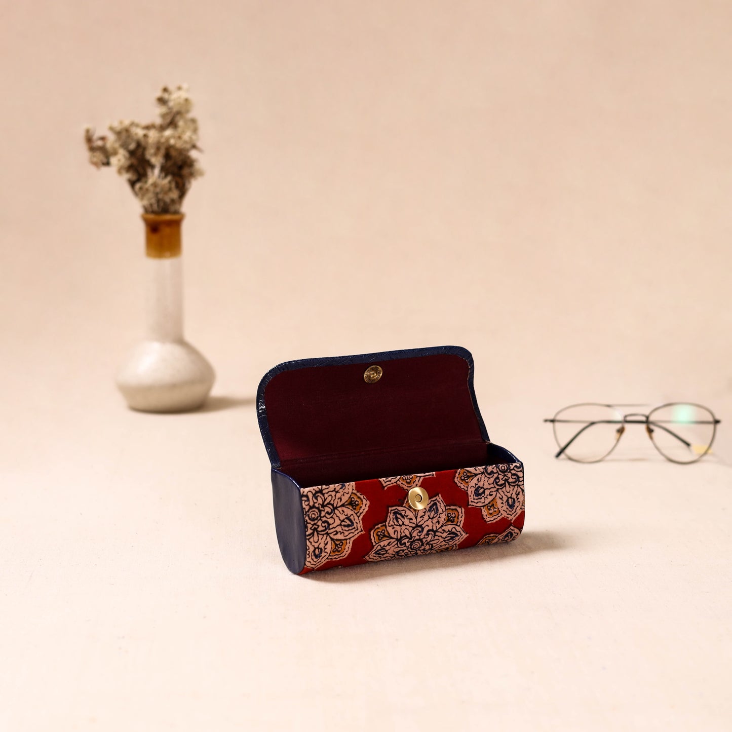 Embossed Leather Flap Kalamkari Spectacle Case by Asalkaar 51