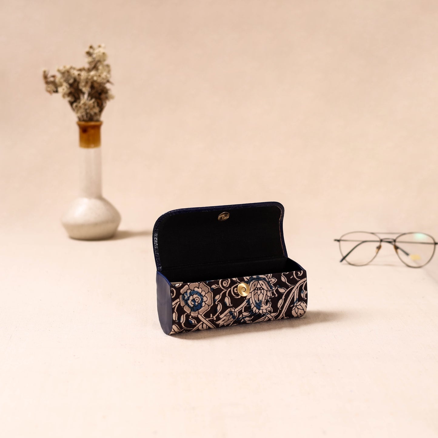 Embossed Leather Flap Kalamkari Spectacle Case by Asalkaar 53