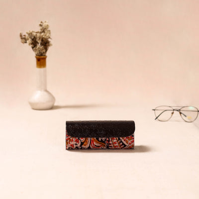 Embossed Leather Flap Kalamkari Spectacle Case by Asalkaar 61