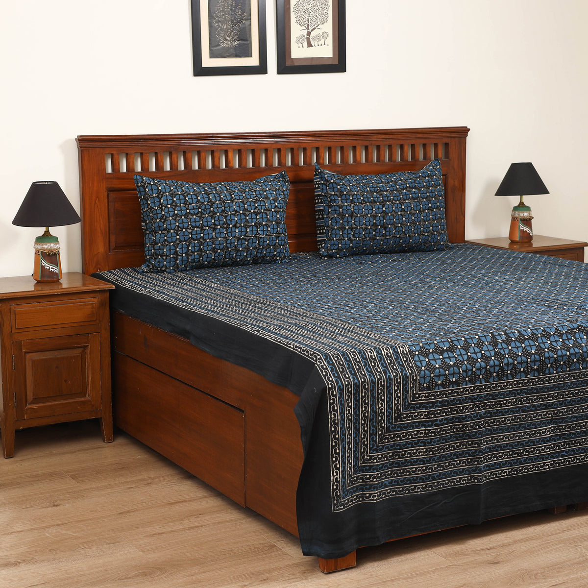 Pipad Hand Block Print Double Bedsheet with 2 Pillow Cover Set (108 x 90 in) 32