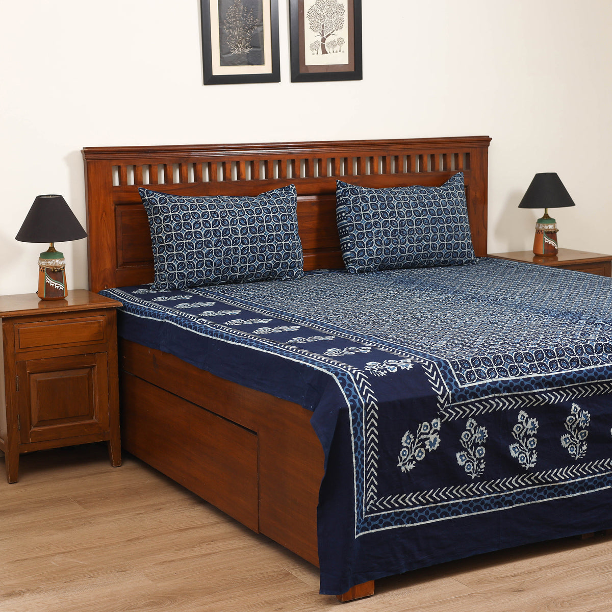 Pipad Hand Block Print Double Bedsheet with 2 Pillow Cover Set (108 x 90 in) 34