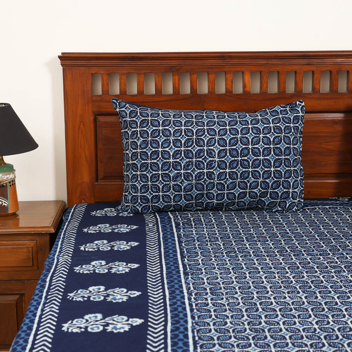 Pipad Hand Block Print Double Bedsheet with 2 Pillow Cover Set (108 x 90 in) 34