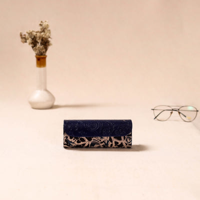 Embossed Leather Flap Kalamkari Spectacle Case by Asalkaar 68