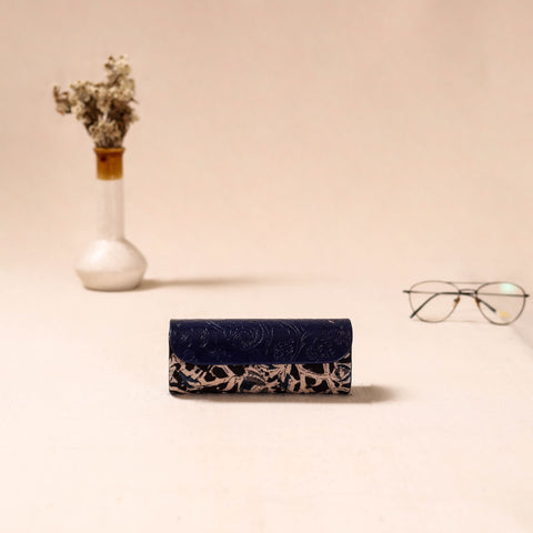 Embossed Leather Flap Kalamkari Spectacle Case by Asalkaar 68