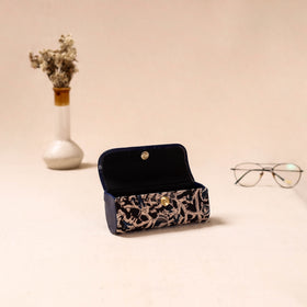 Embossed Leather Flap Kalamkari Spectacle Case by Asalkaar 68