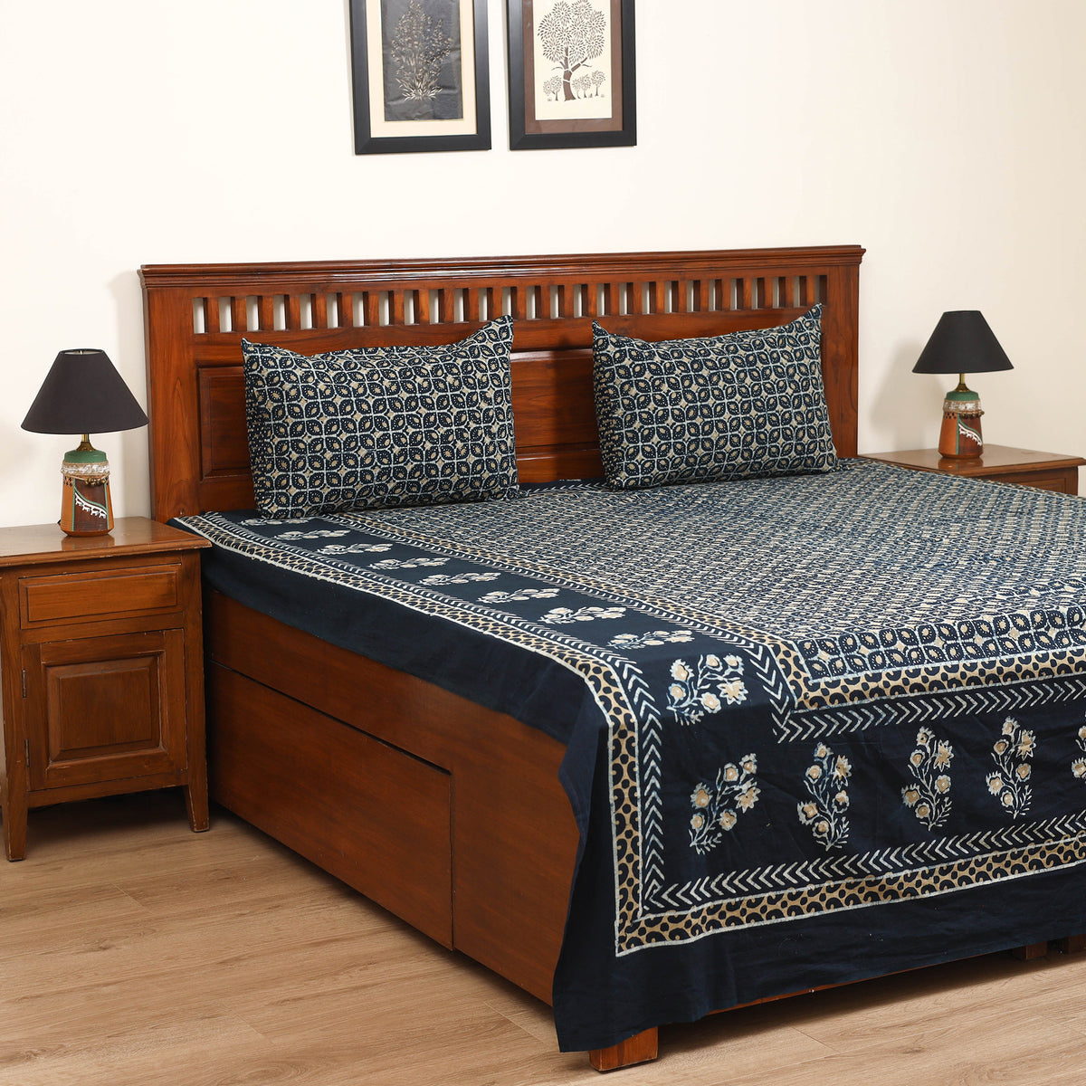 Pipad Hand Block Print Double Bedsheet with 2 Pillow Cover Set (108 x 90 in) 35