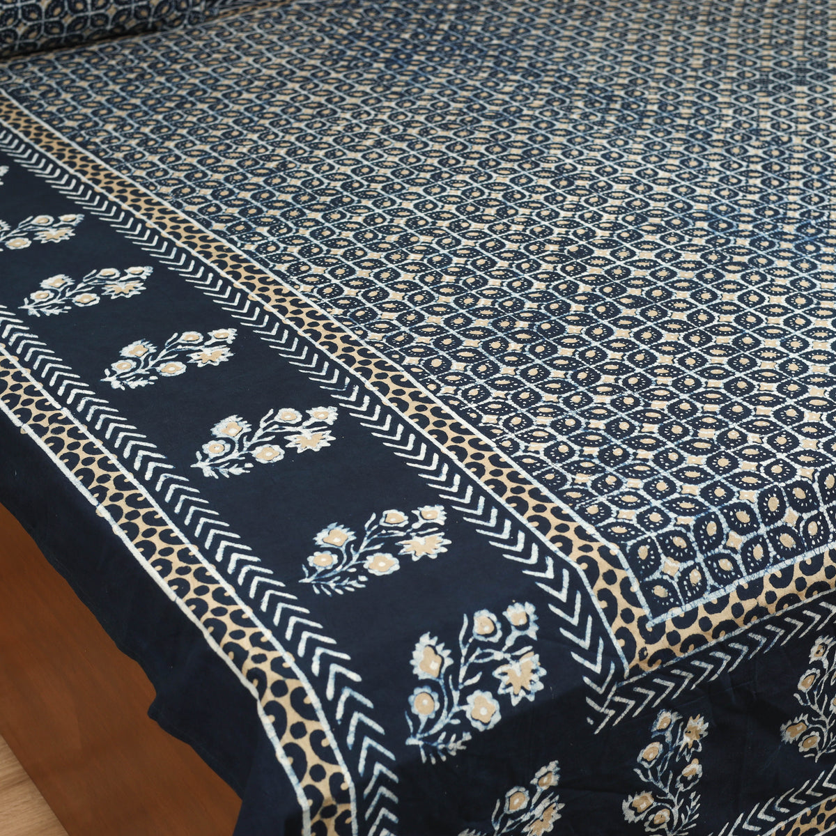 Pipad Hand Block Print Double Bedsheet with 2 Pillow Cover Set (108 x 90 in) 35