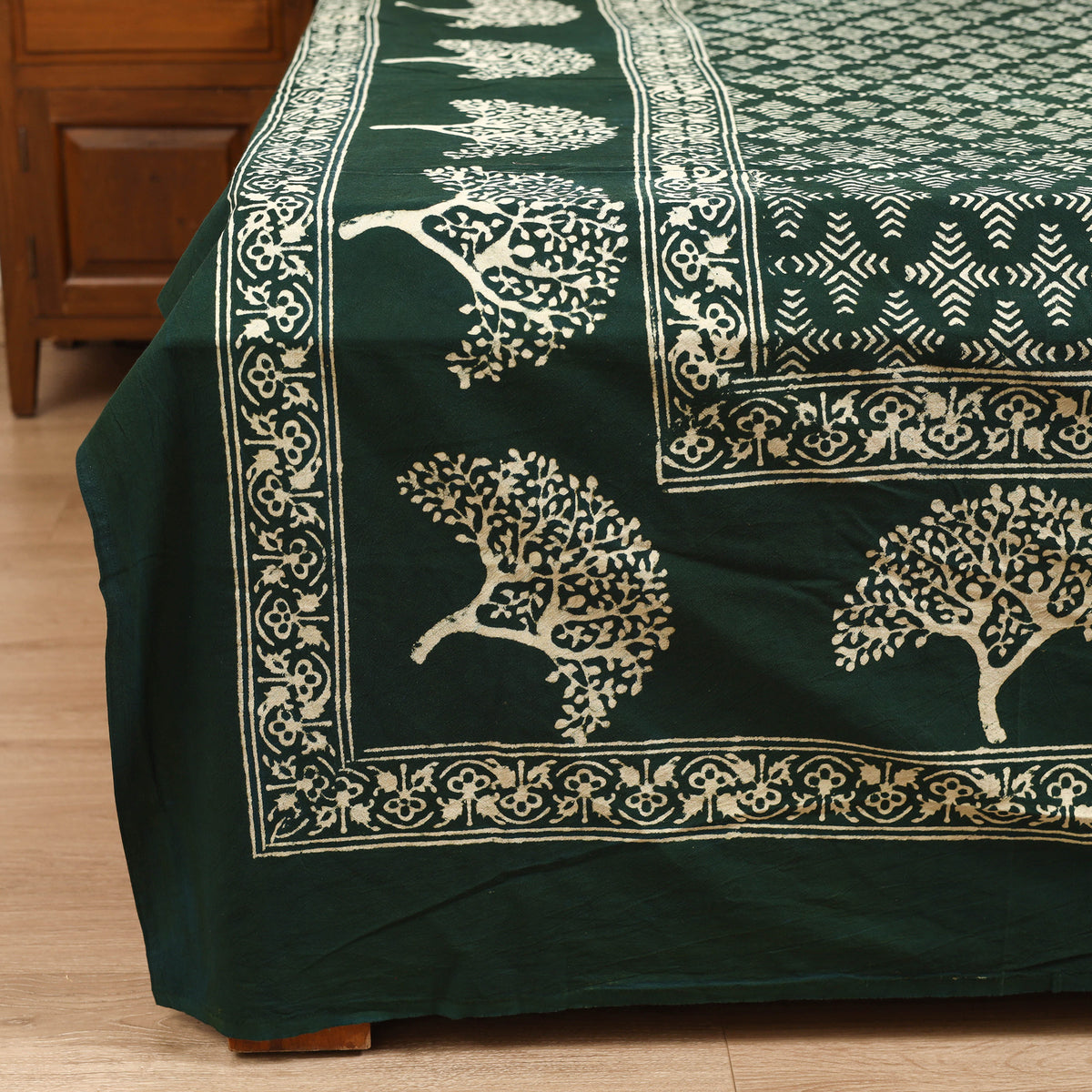 Pipad Hand Block Print Double Bedsheet with 2 Pillow Cover Set (108 x 90 in) 40