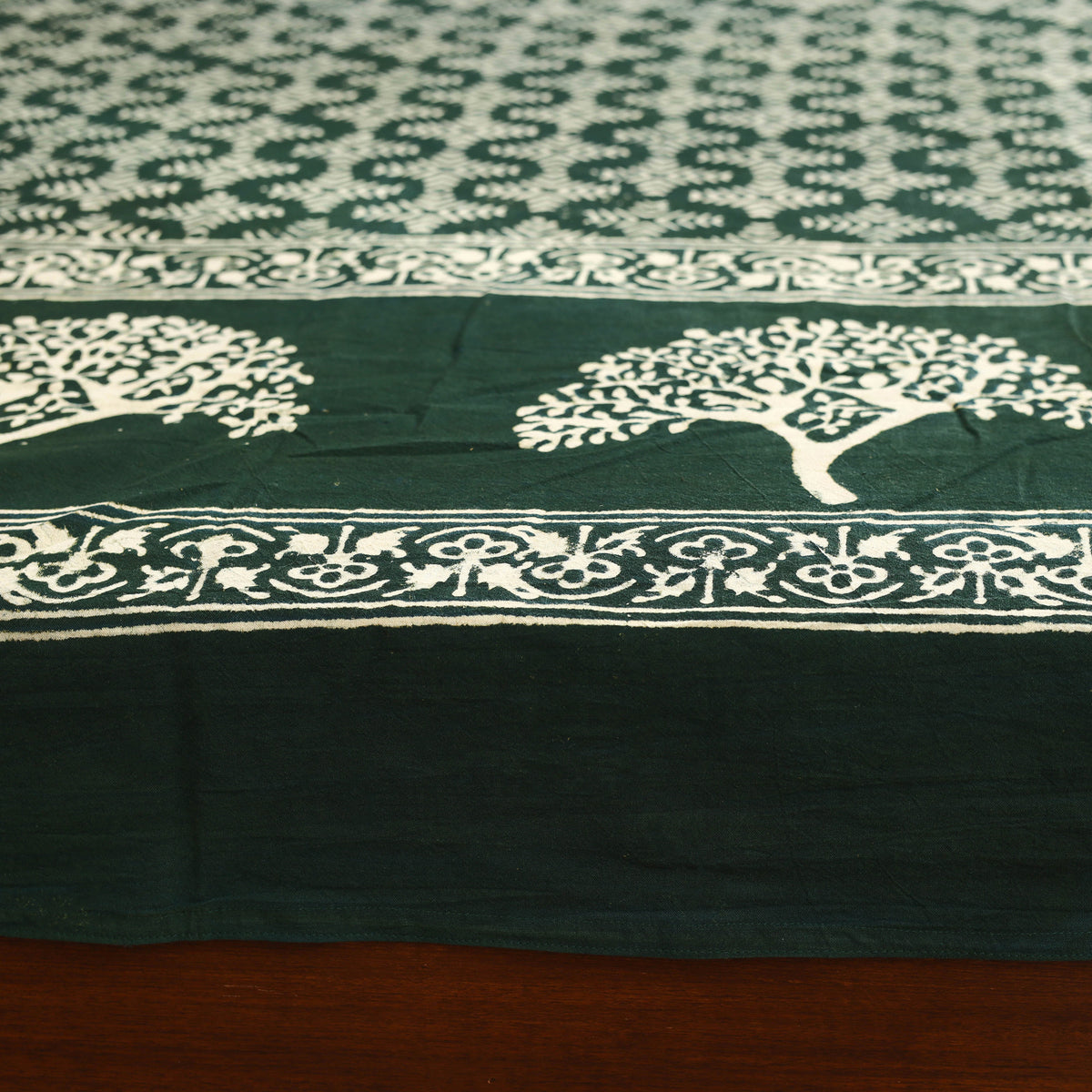 Pipad Hand Block Print Double Bedsheet with 2 Pillow Cover Set (108 x 90 in) 40