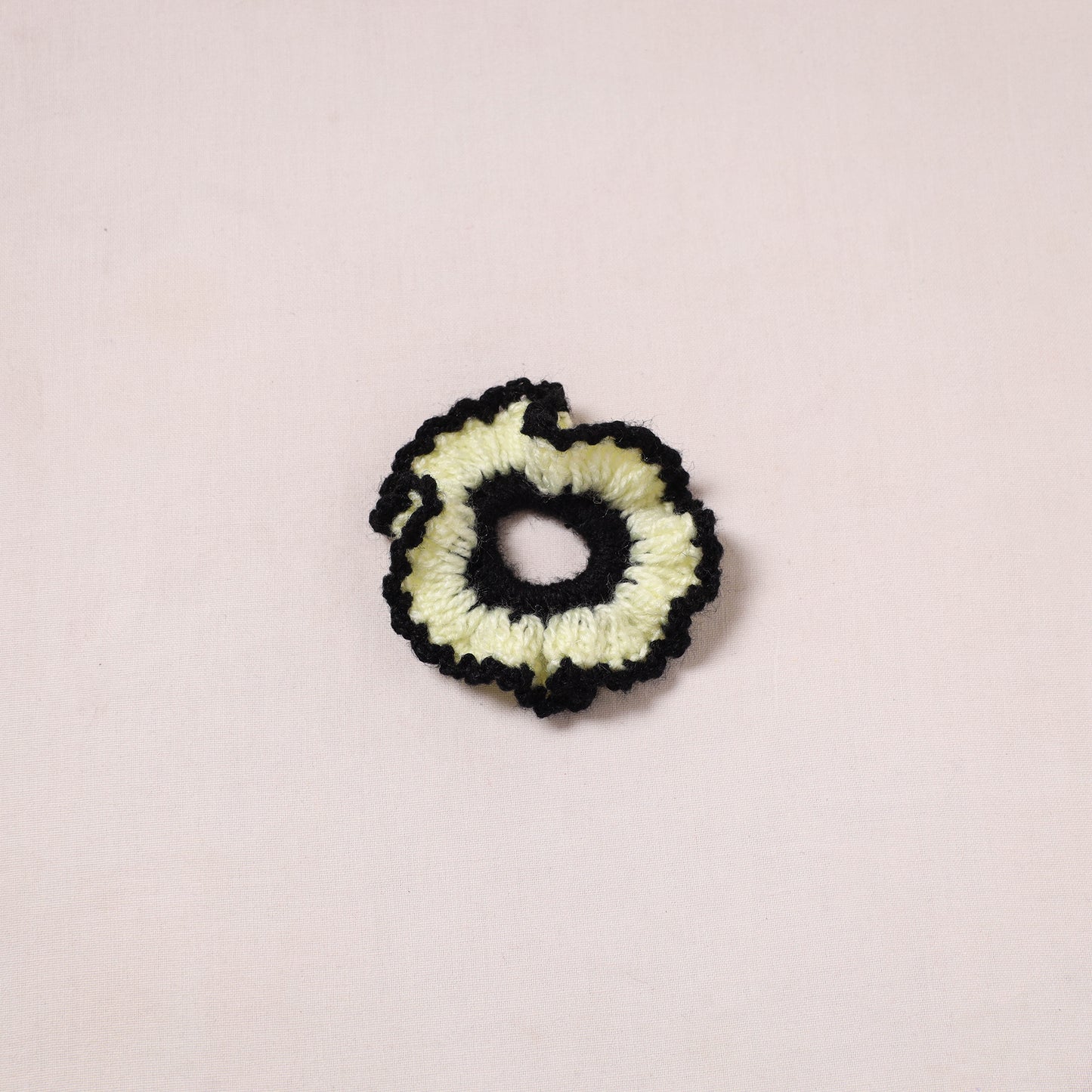 Handmade Crochet Hair Rubber Band/Scrunchie 09