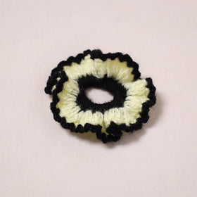 Handmade Crochet Hair Rubber Band/Scrunchie 09