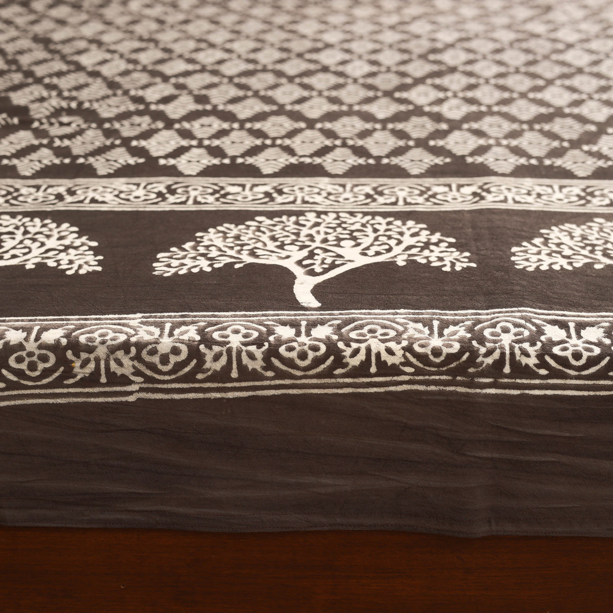 Pipad Hand Block Print Double Bedsheet with 2 Pillow Cover Set (108 x 90 in) 41