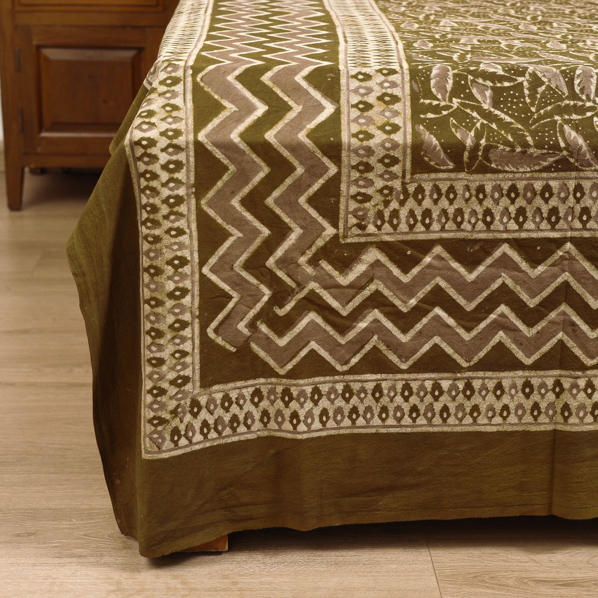 Pipad Hand Block Print Double Bedsheet with 2 Pillow Cover Set (108 x 90 in) 43