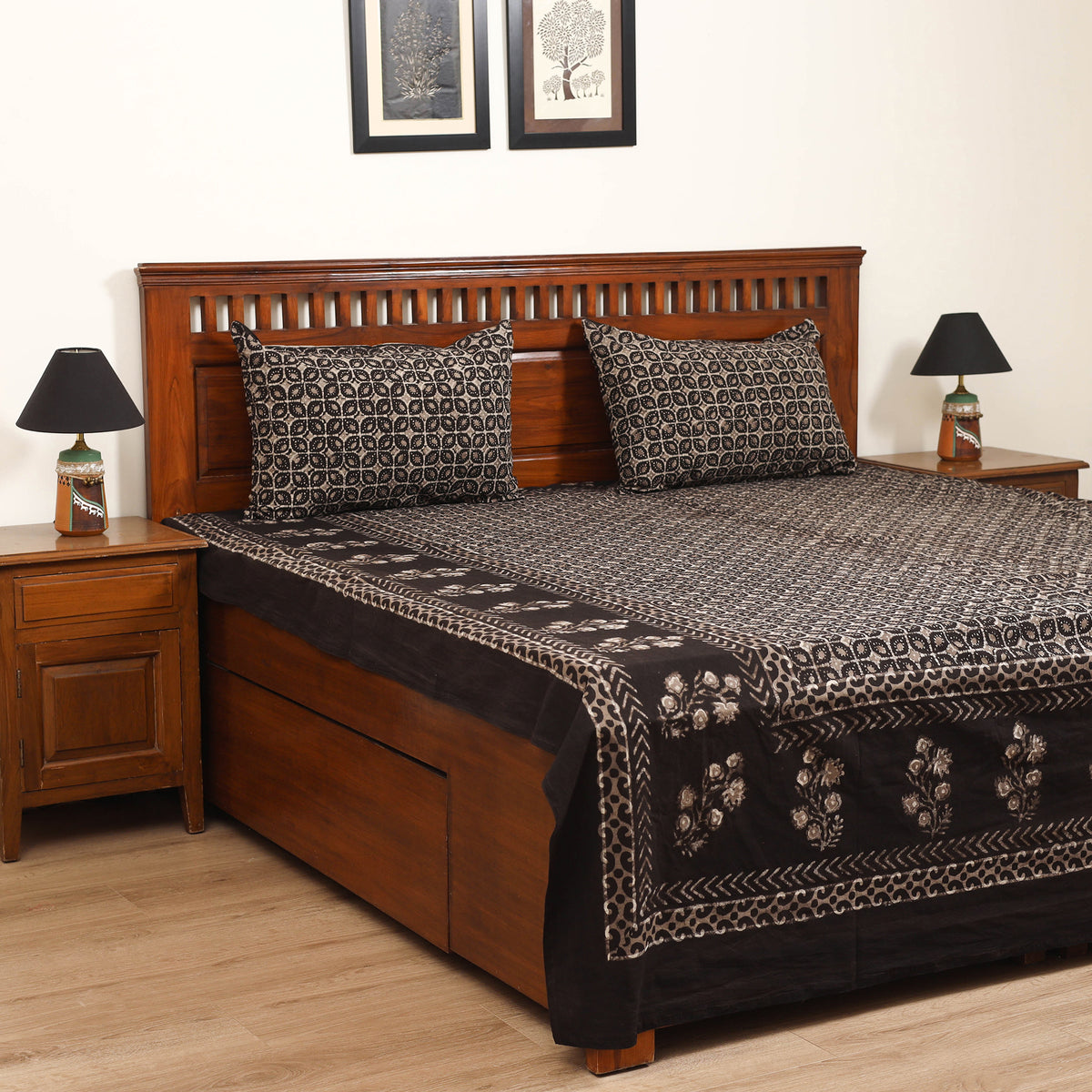 Pipad Hand Block Print Double Bedsheet with 2 Pillow Cover Set (108 x 90 in) 49