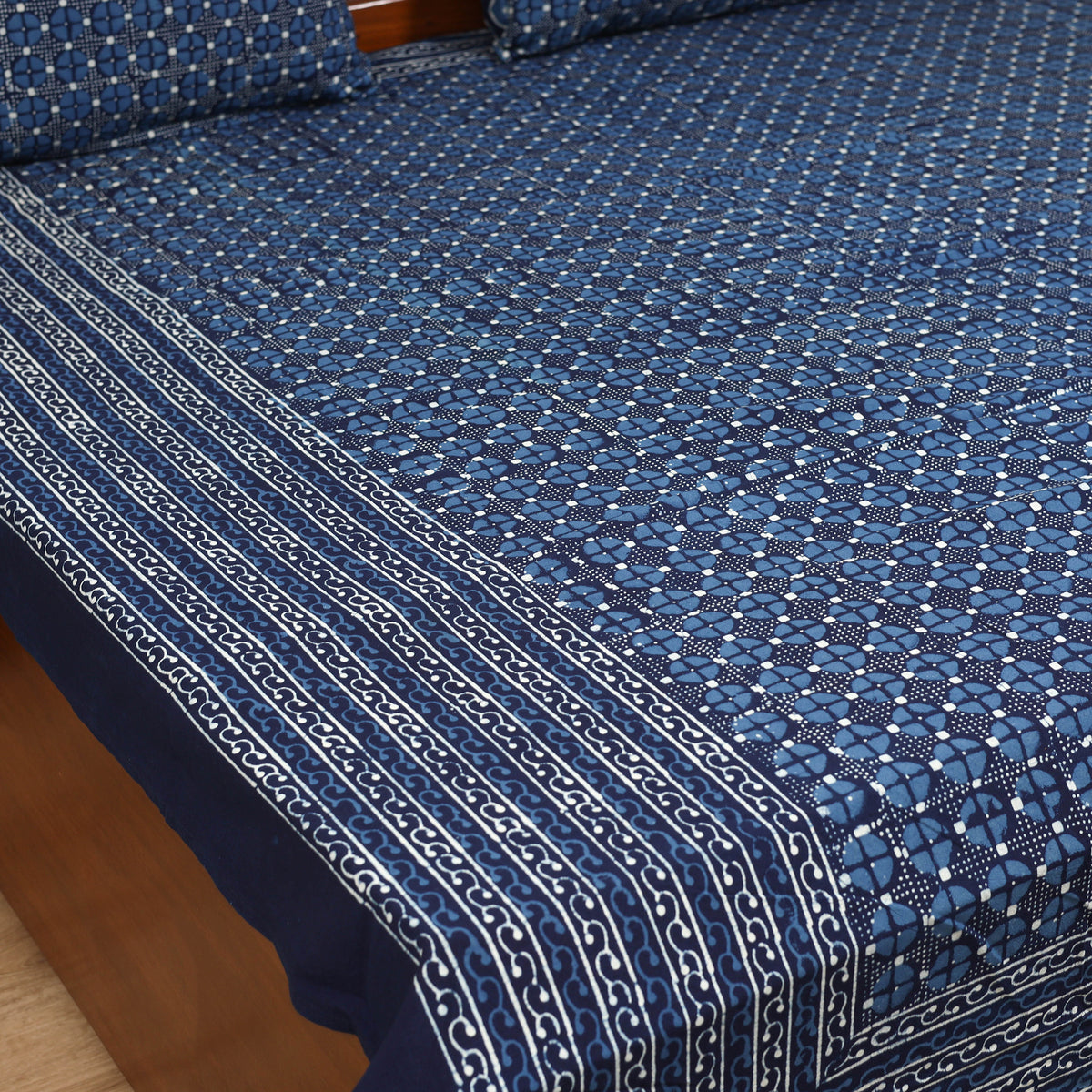 Pipad Hand Block Print Double Bedsheet with 2 Pillow Cover Set (108 x 90 in) 54