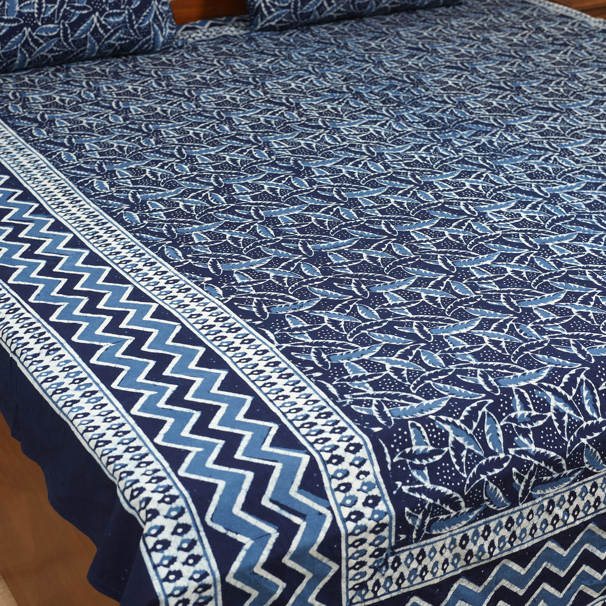 Pipad Hand Block Print Double Bedsheet with 2 Pillow Cover Set (108 x 90 in) 56