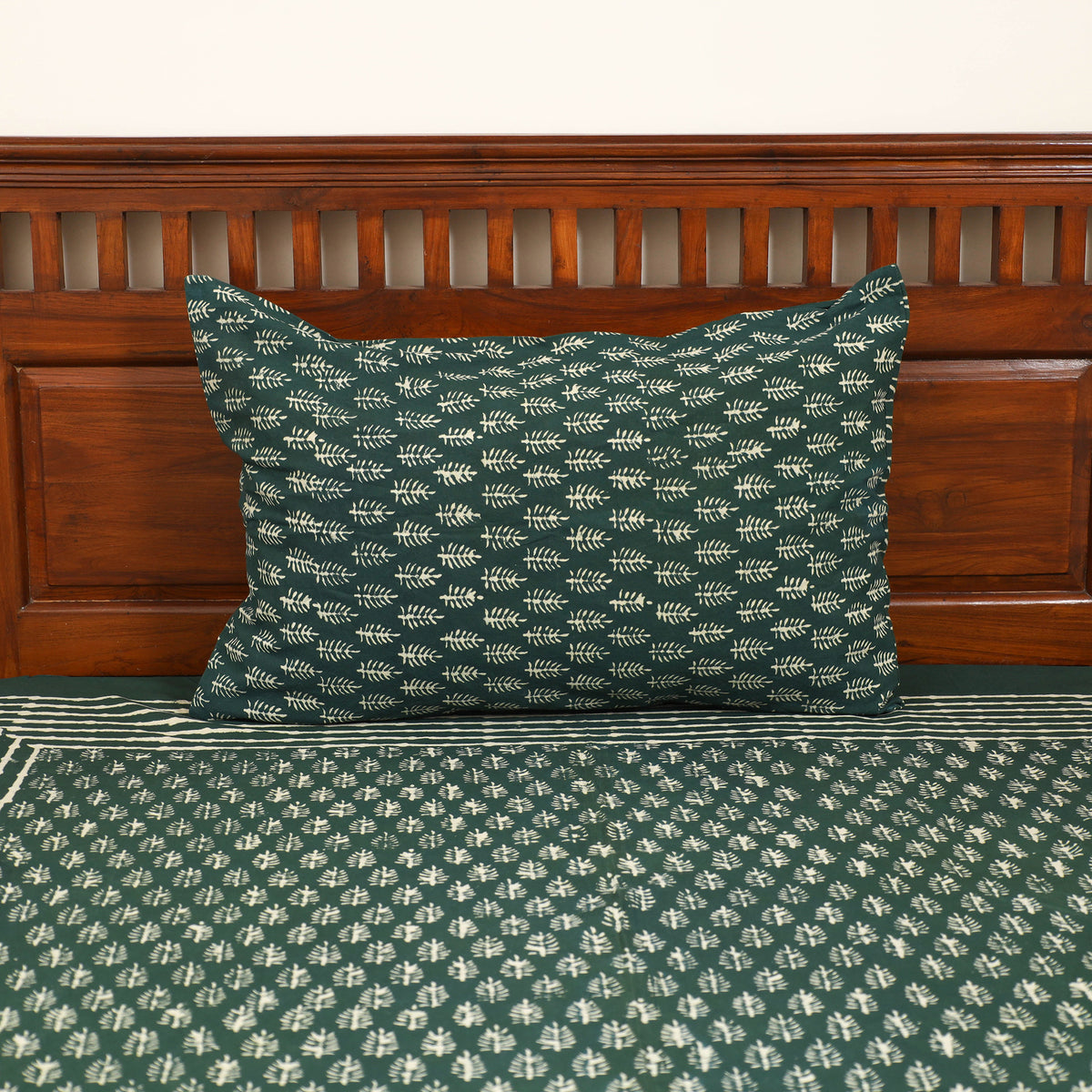 Pipad Hand Block Print Single Bedsheet with 1 Pillow Cover Set (90 x 60 in) 26