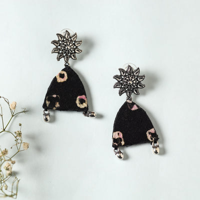 Sonam Handcrafted GS Fabart Earrings 02