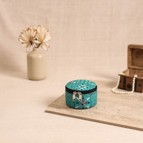 Handcrafted Bengal Kantha Work Round Utility Box 01