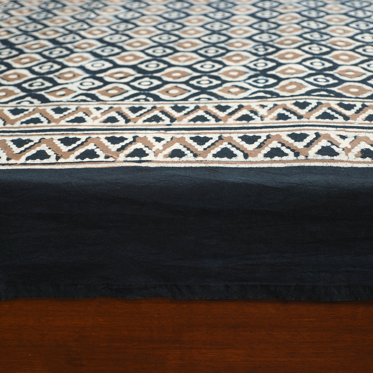 Pipad Hand Block Print Single Bedsheet with 1 Pillow Cover Set (90 x 60 in) 01