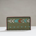  Tribal Hand Embroidered Jute Passport Cover Online at iTokri.com 