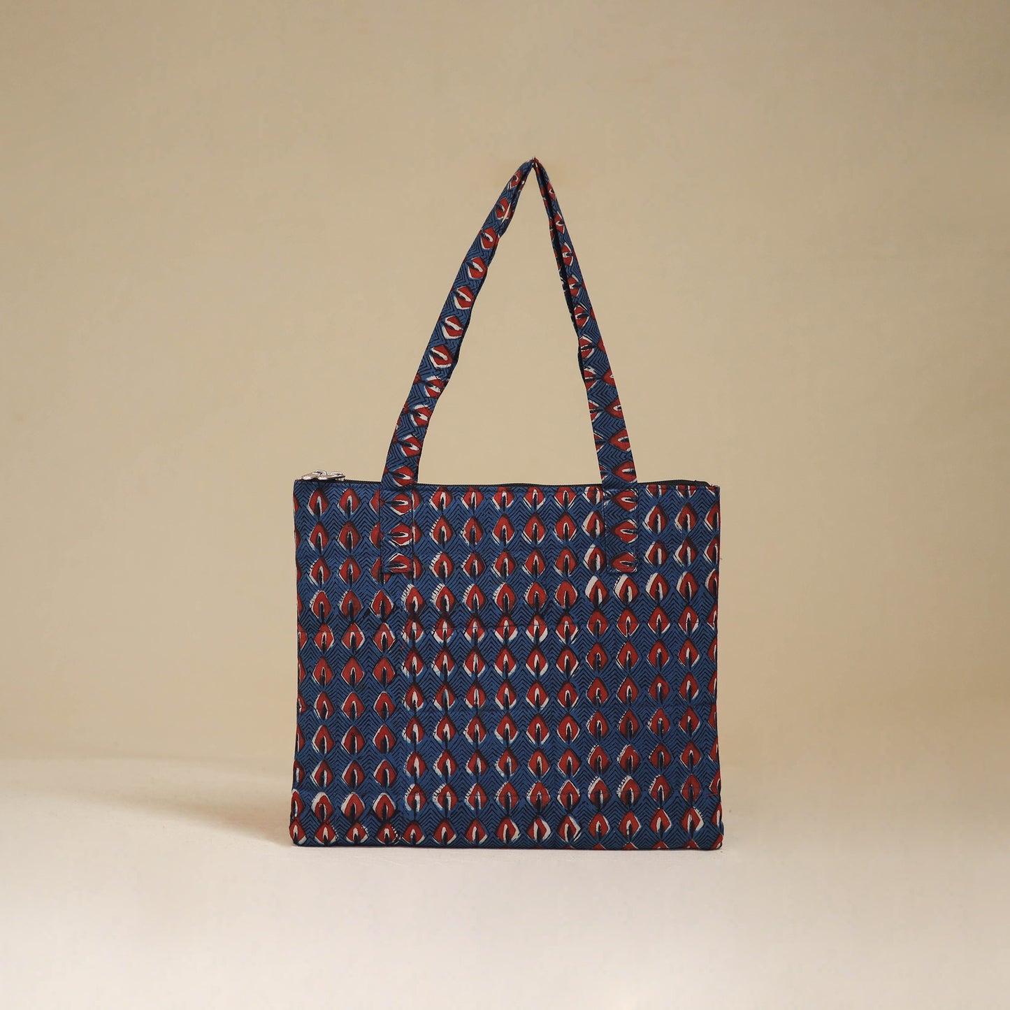 Handcrafted Quilted Handbag 05
