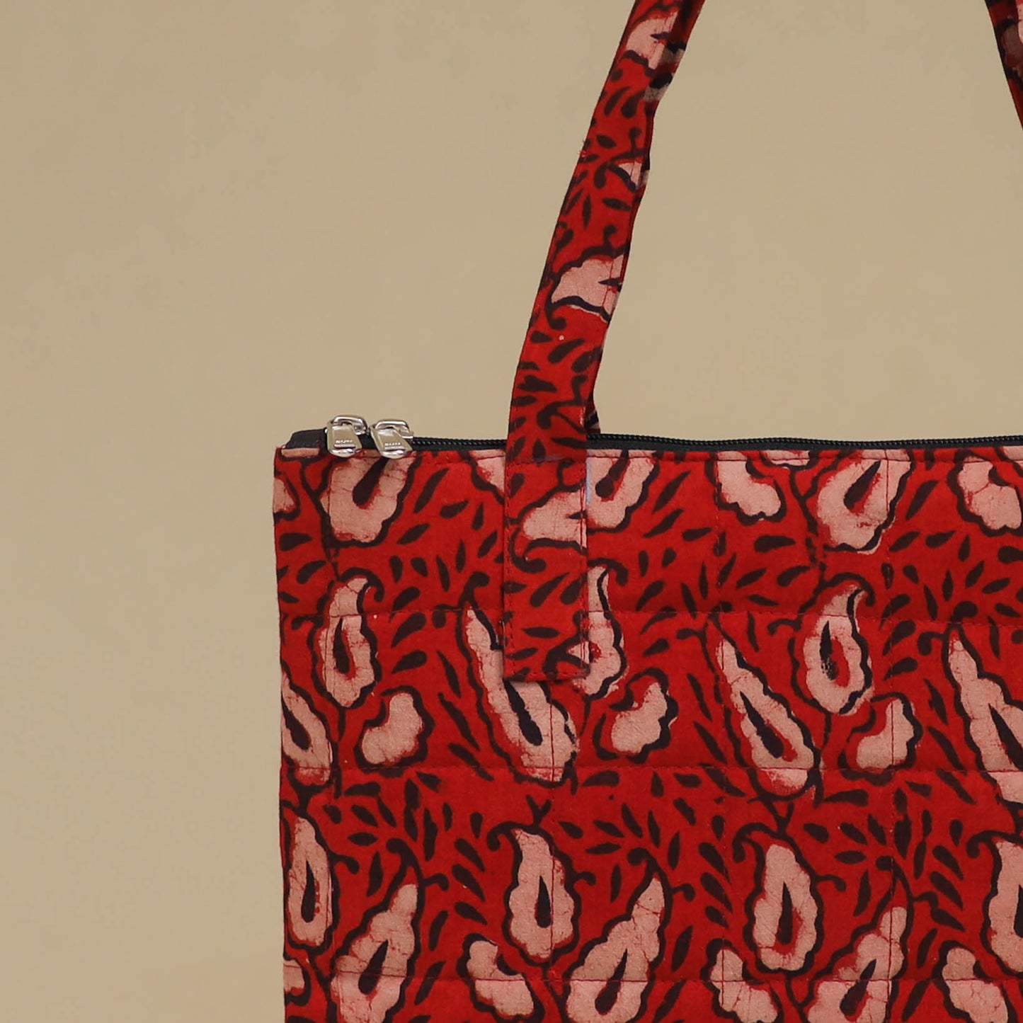 Handcrafted Quilted Handbag 07