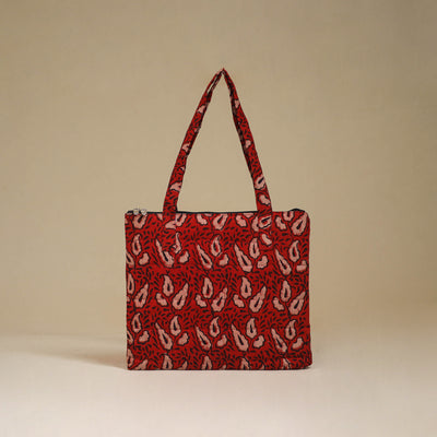 Handcrafted Quilted Handbag 07