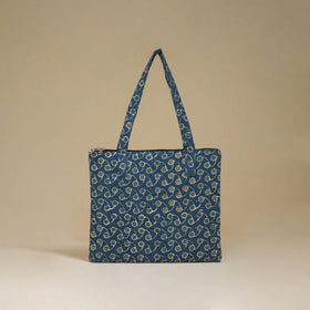 Handcrafted Quilted Handbag 09
