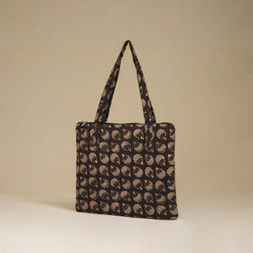 Handcrafted Quilted Handbag 10
