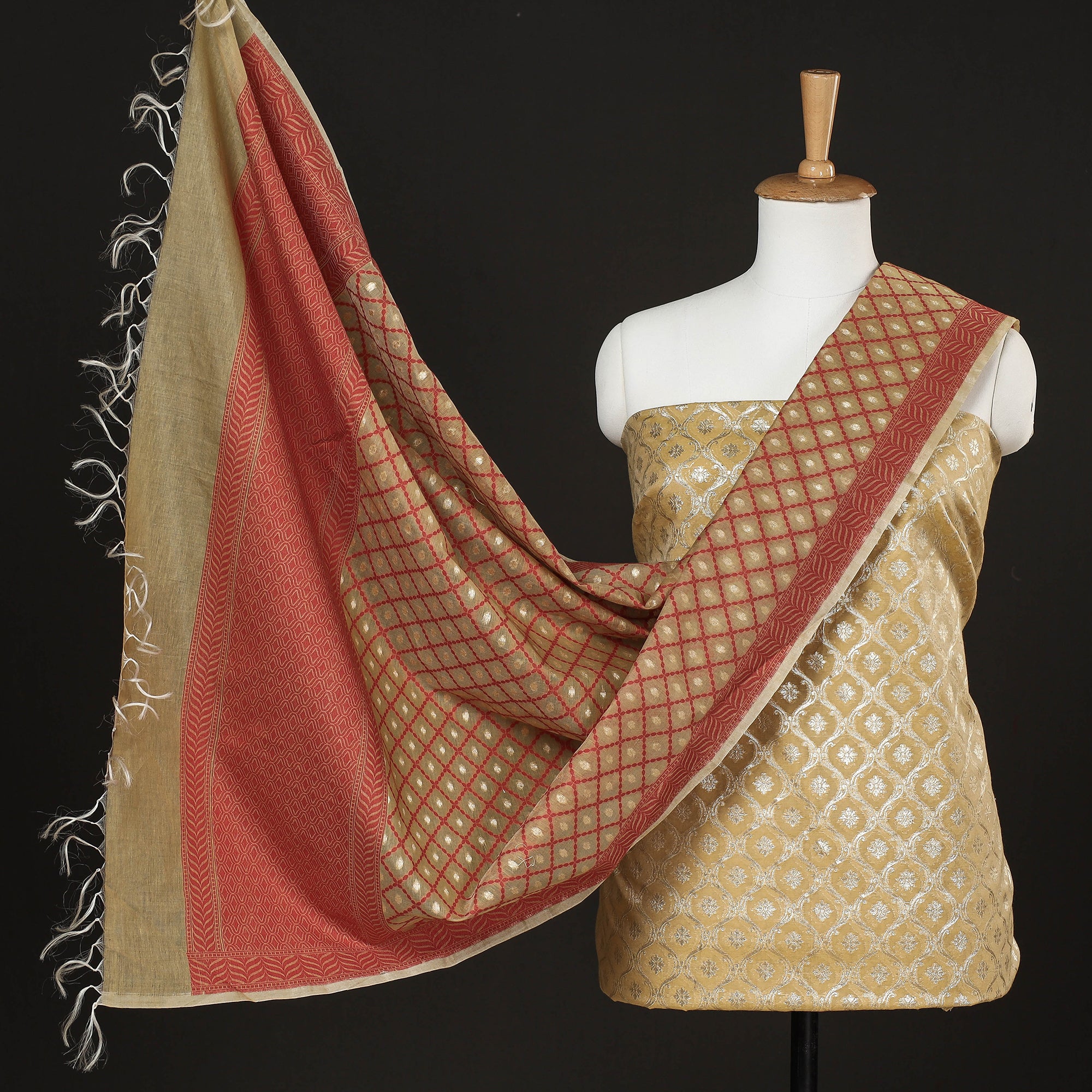 NUAPATANAPATA Odisha Sambalpuri Handloom Woman's Pure Cotton Handloom Dress  Material With Dupatta Bottom Wear 3 Pic Set Sambalpuri dress material  Unstitched NUAPAT346 : Amazon.in: Fashion