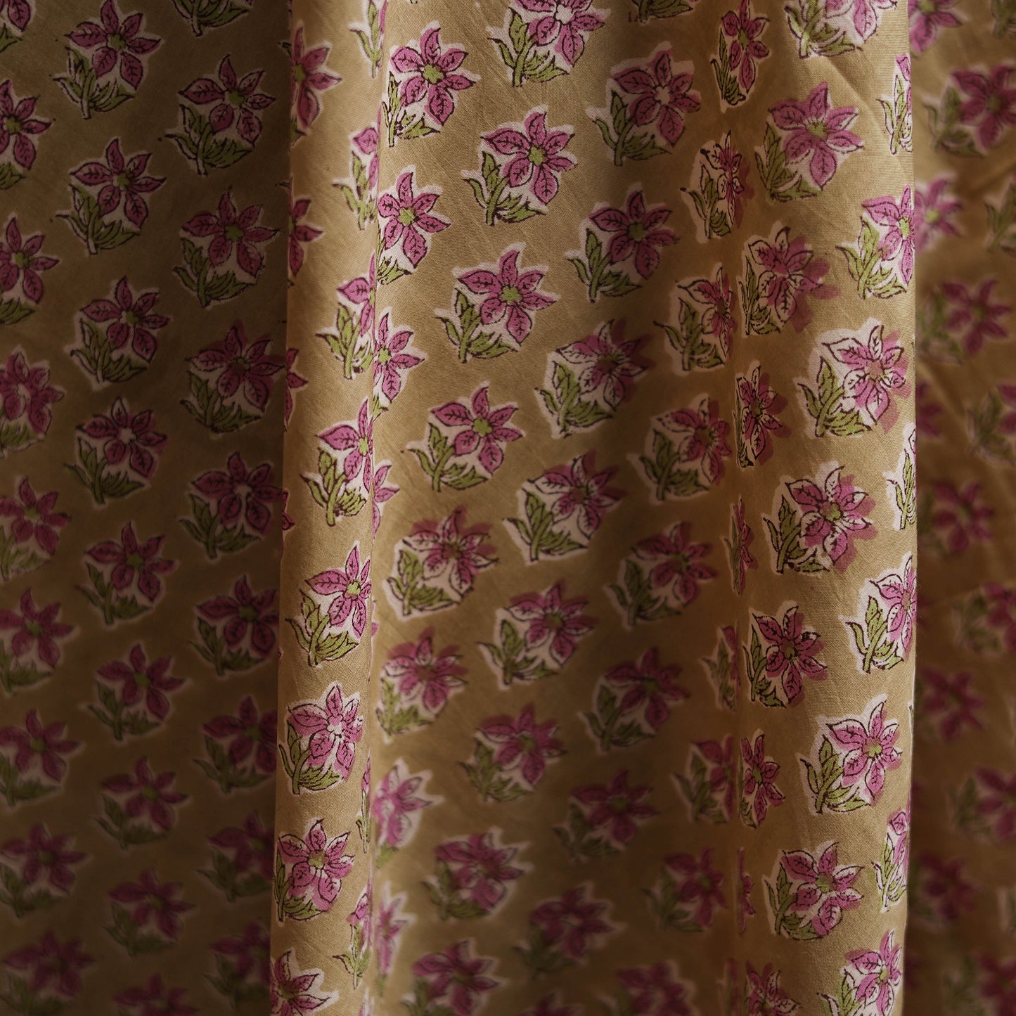 Sanganeri Hand Block Print Cotton Fabric 01