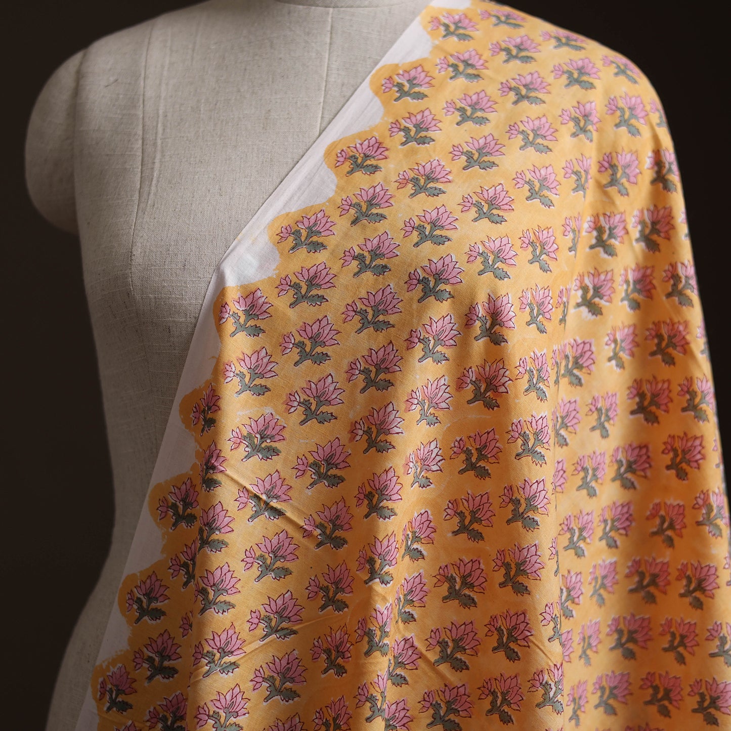 Sanganeri Hand Block Print Cotton Fabric 08