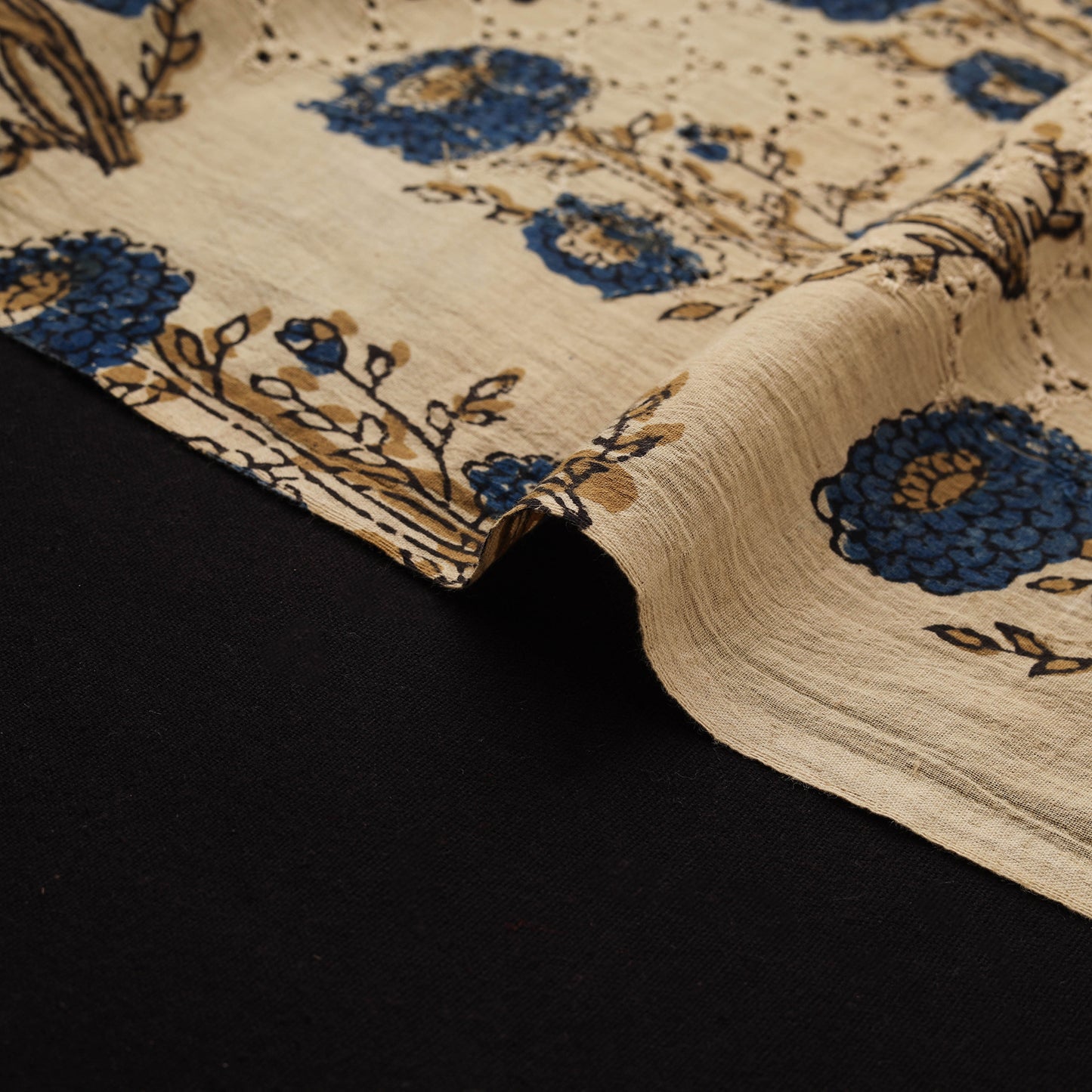Kutch Hand Block Ajrakh Print Natural Dyed Cotton Hakoba Fabric 01