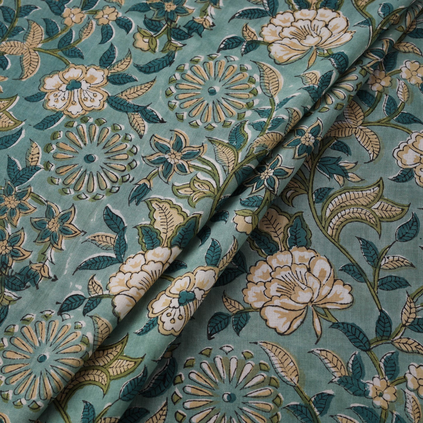 Hand Block Sanganeri Floral Print Cotton Fabric 05