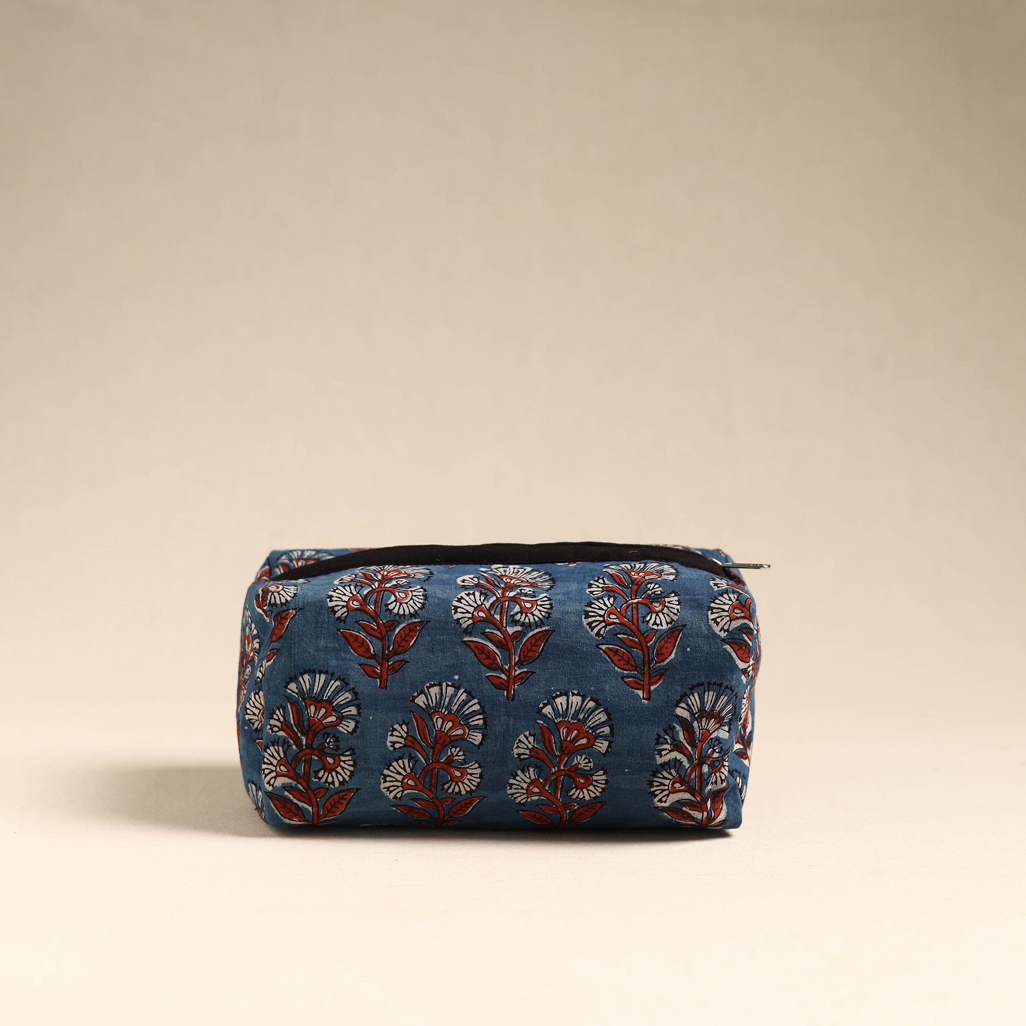 Multipurpose Cosmetic/Toiletry Cotton Pouch
