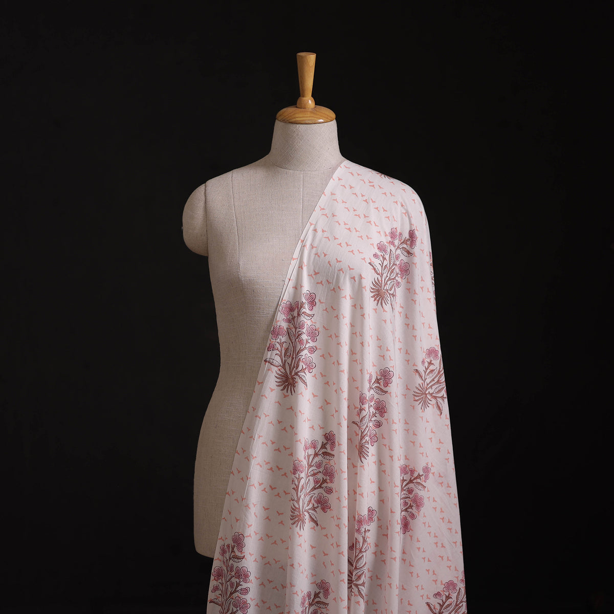 Hand Block Sanganeri Floral Print Cotton Fabric 01