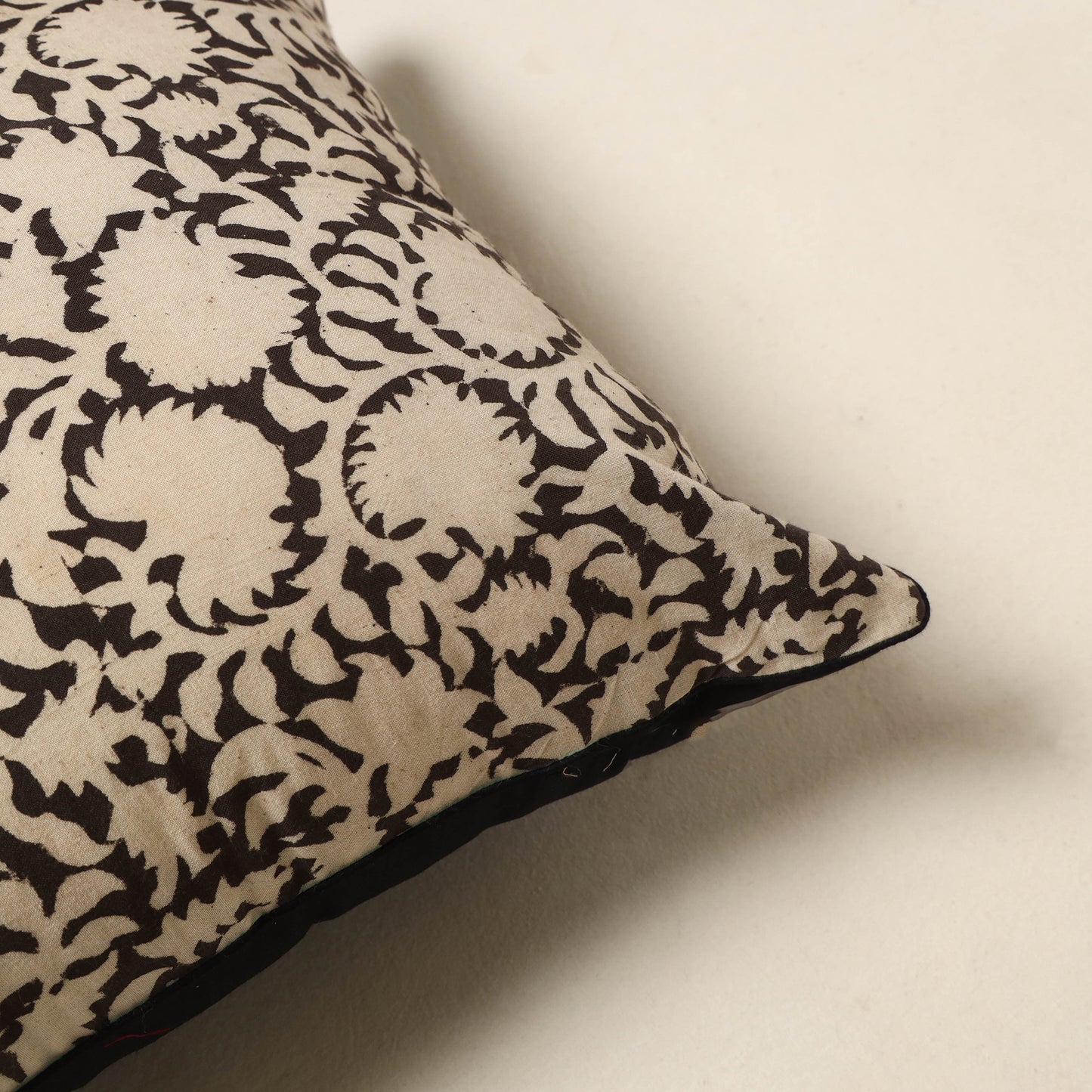 Beige - cotton bagru cushion cover 76 - handcrafted