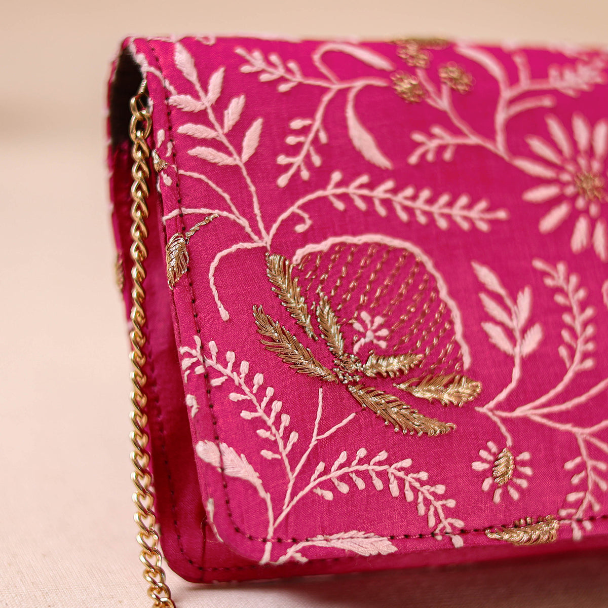 Hand Embroidered Lucknowi Chikankari Clutch with Zari Work 01