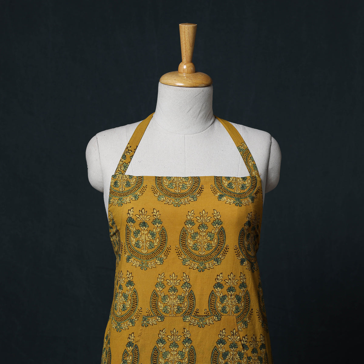 Ajrakh Hand Block Print Cotton Apron with Pocket 02