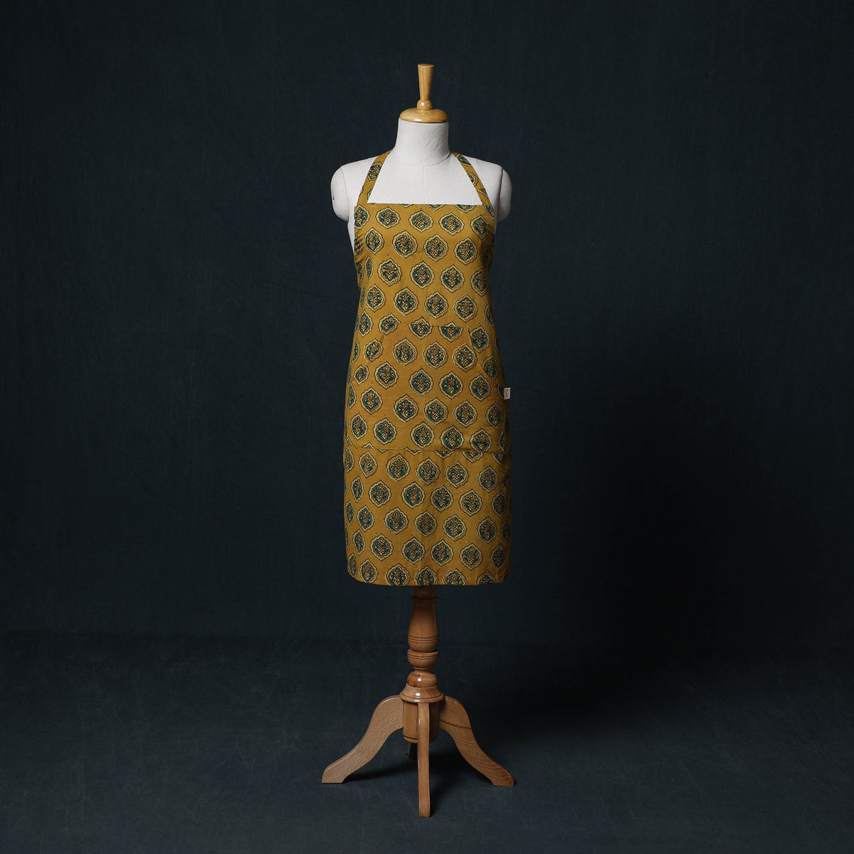 Ajrakh Hand Block Print Cotton Apron with Pocket 01
