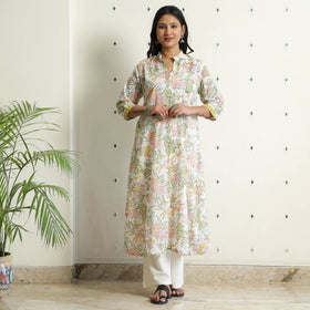 White - Sanganeri Block Printed Mul Cotton A-Line Kurta