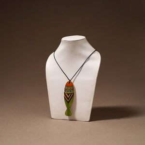 Kerala Mural Handpainted Bamboo Fish Necklace 126