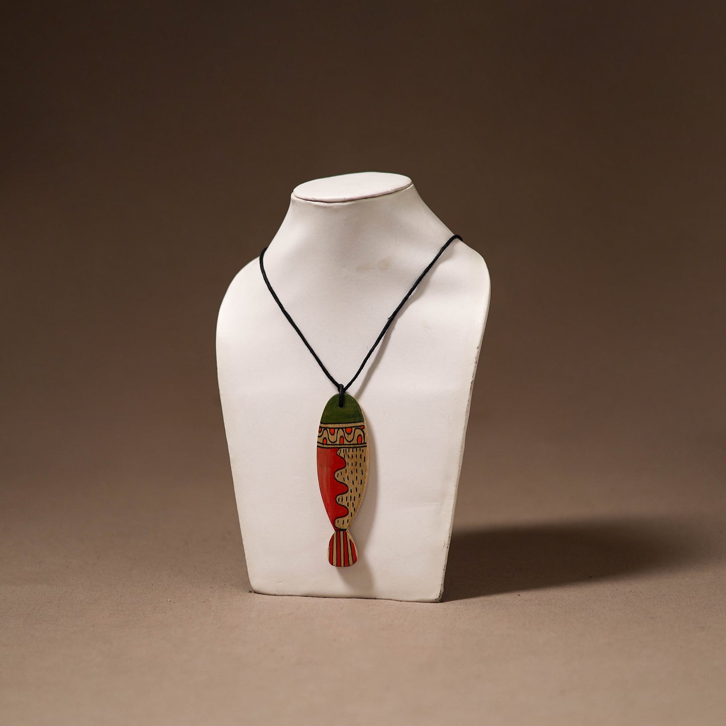 Kerala Mural Handpainted Bamboo Fish Necklace 130