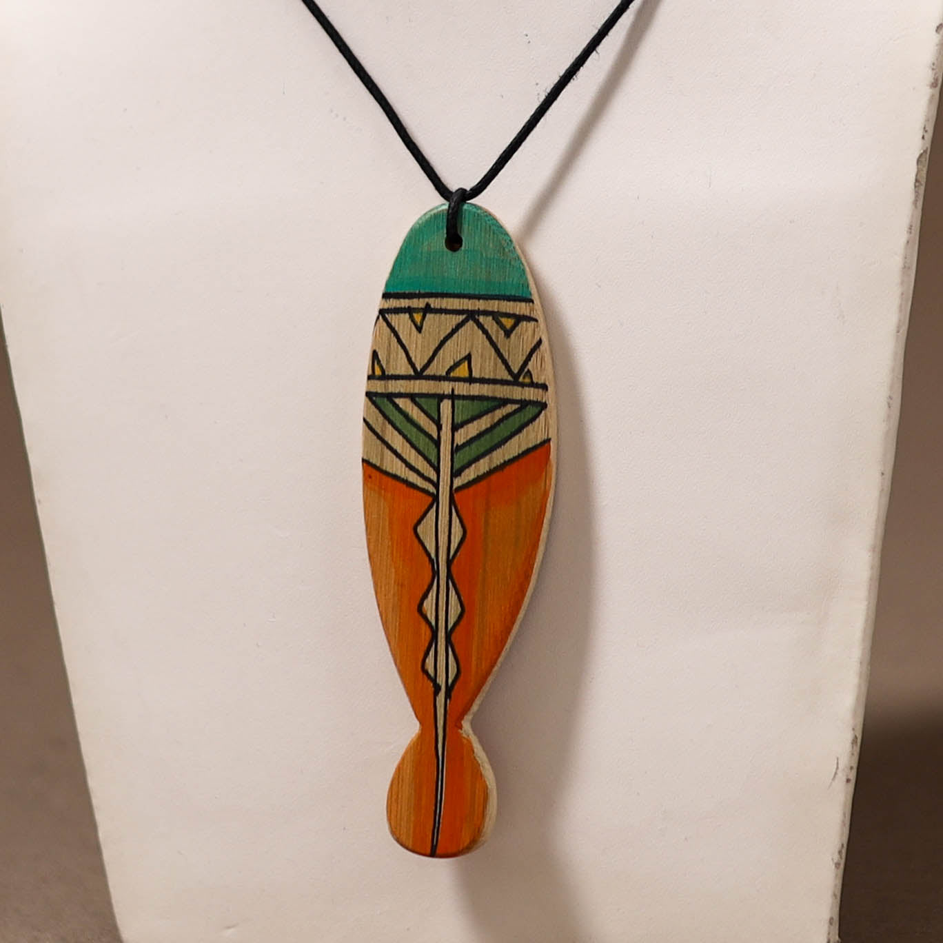 Kerala Mural Handpainted Bamboo Fish Necklace 132