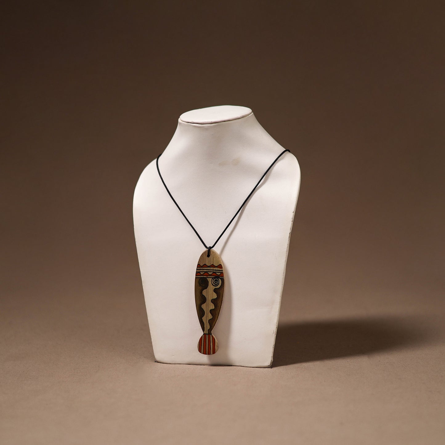 Kerala Mural Handpainted Bamboo Fish Necklace 135