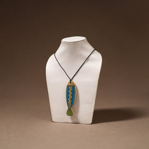 Kerala Mural Handpainted Bamboo Fish Necklace 144